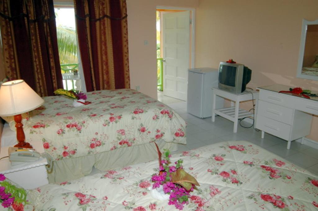 Our Past Time Hotel Negril Habitación foto